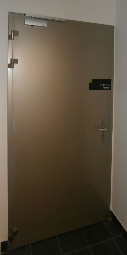 TRI-L stainless steel door